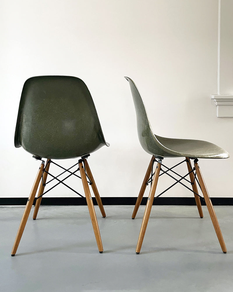 Vintage - Herman Miller Original Eames Fiberglass DSW Side Chairs