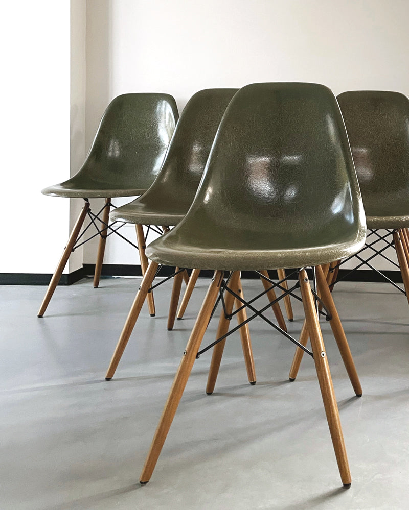 Vintage - Herman Miller Original Eames Fiberglass DSW Side Chairs