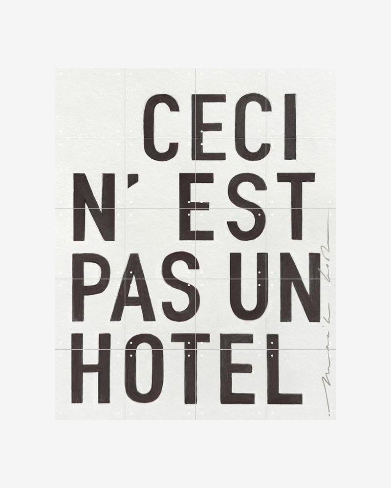 IXXI - Hotel, black