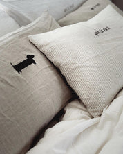 100% linen art cushion - que le fuck, natural