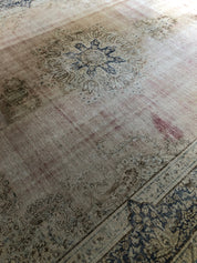 Vintage Kelim - 352 x 279 cm