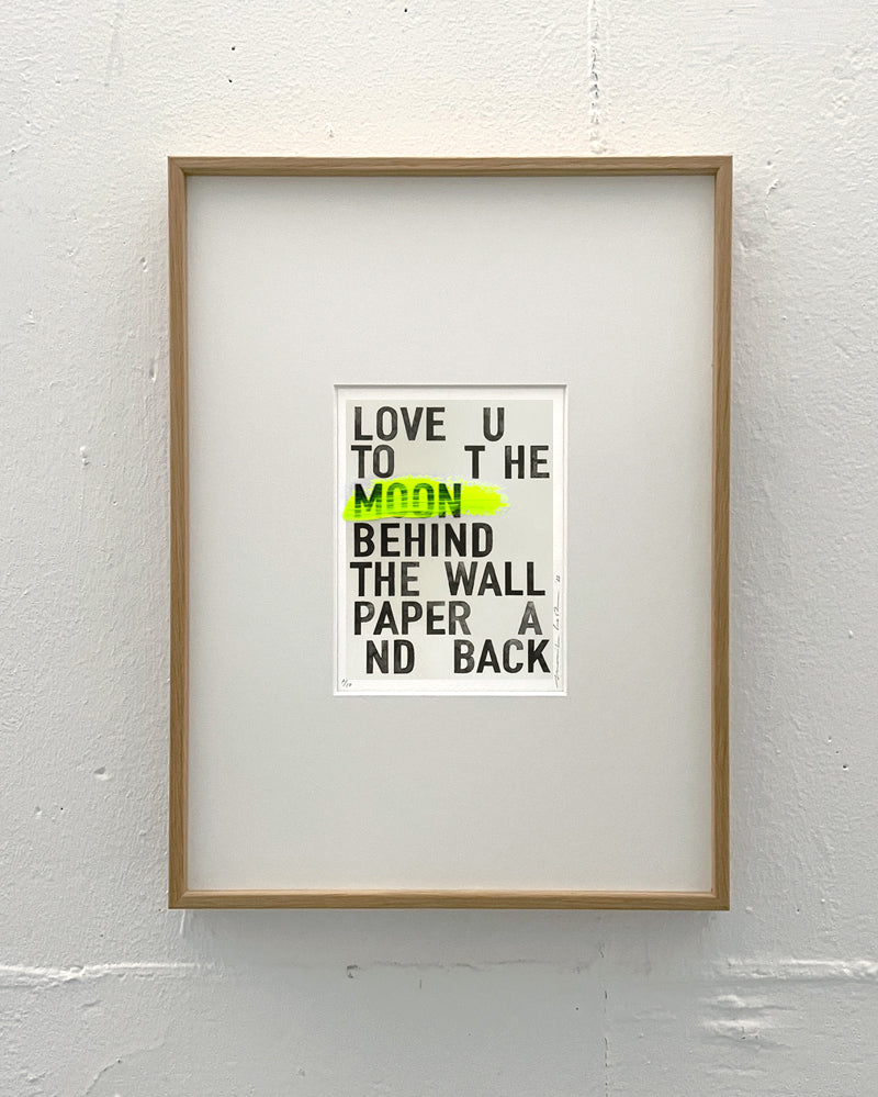 Special - Love you behind the wallpaper 'yellow'